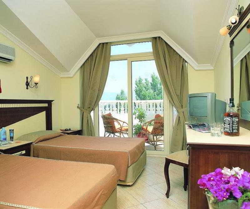 Selen Apart İçmeler Exterior foto